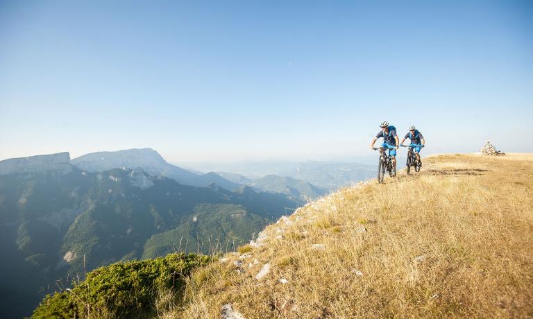 Vtt dans le Vercors Copyright : Aufildeslumières