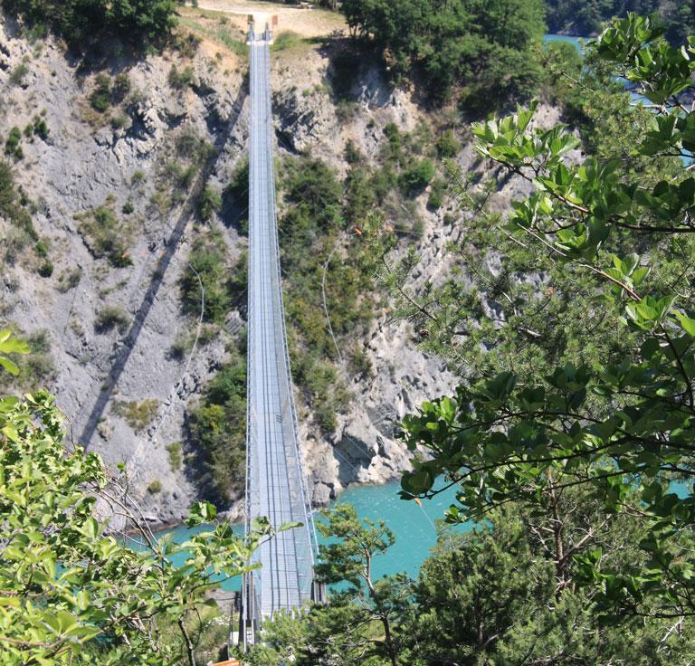 Passerelle himalayenne de l'Ebron - ©O.Zanardi