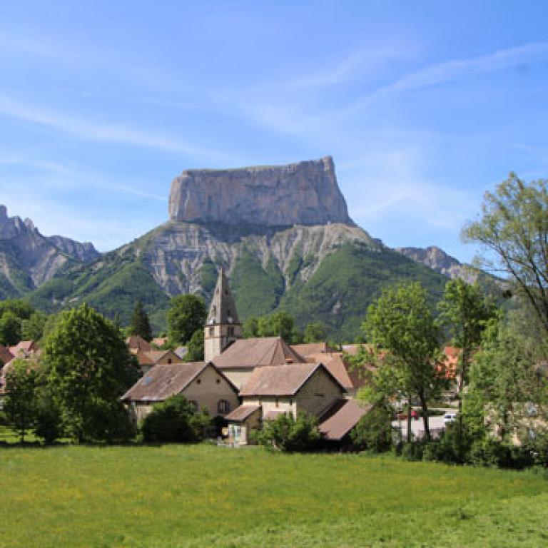 MONT AIGUILLE® - Ecusson Brodé Coucher de Soleil du Trièves Vercors