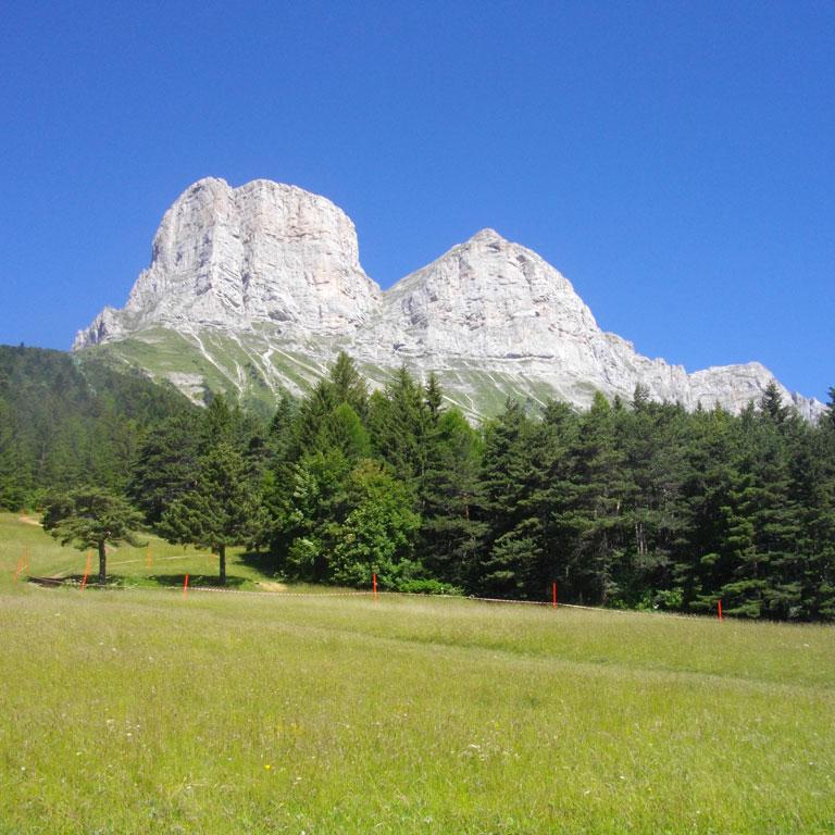 Les deux soeurs depuis le Col de l'Arzelier ©M.Pelletier